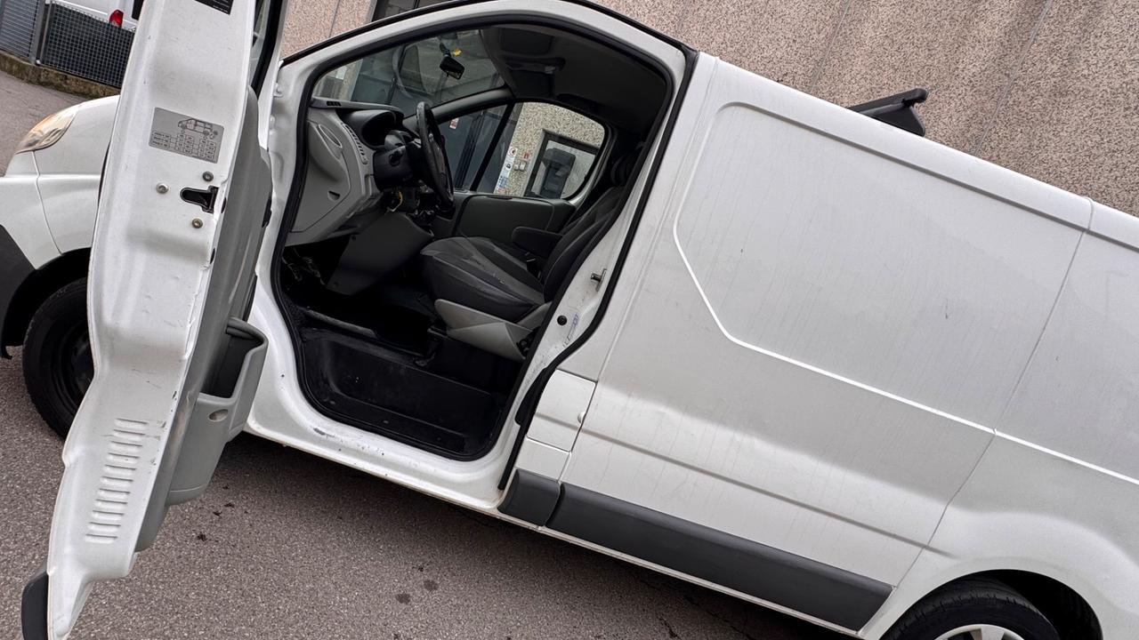 Renault Trafic 2.0dci 115CV