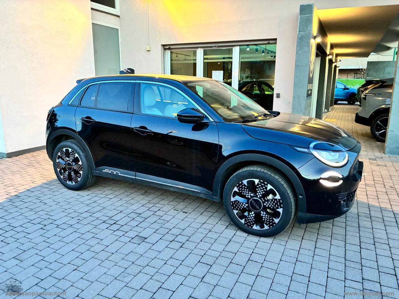 FIAT 600 Hybrid 110 CV DCT MHEV La Prima