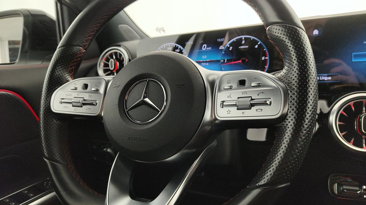 Mercedes-Benz GLA-H247 2020 - GLA 180 d Premium auto