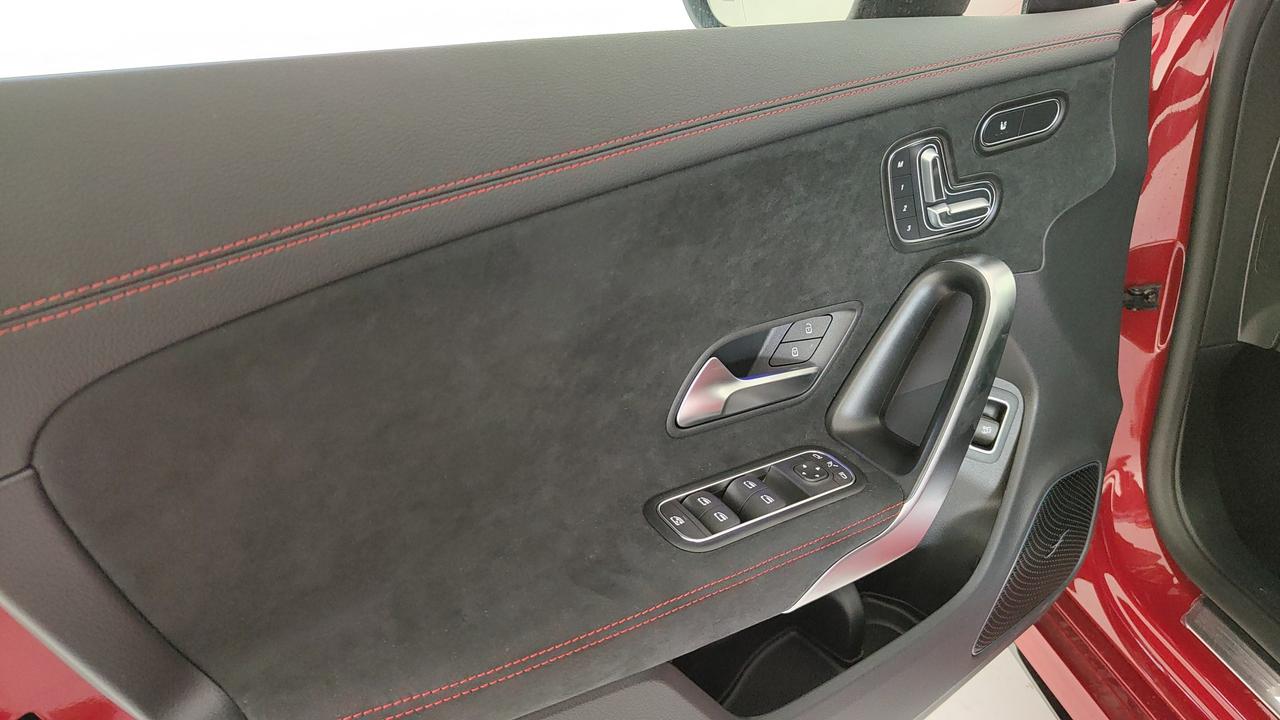 Mercedes-Benz CLA Shooting Brake AMG 35 AMG Line Premium Plus 4matic auto