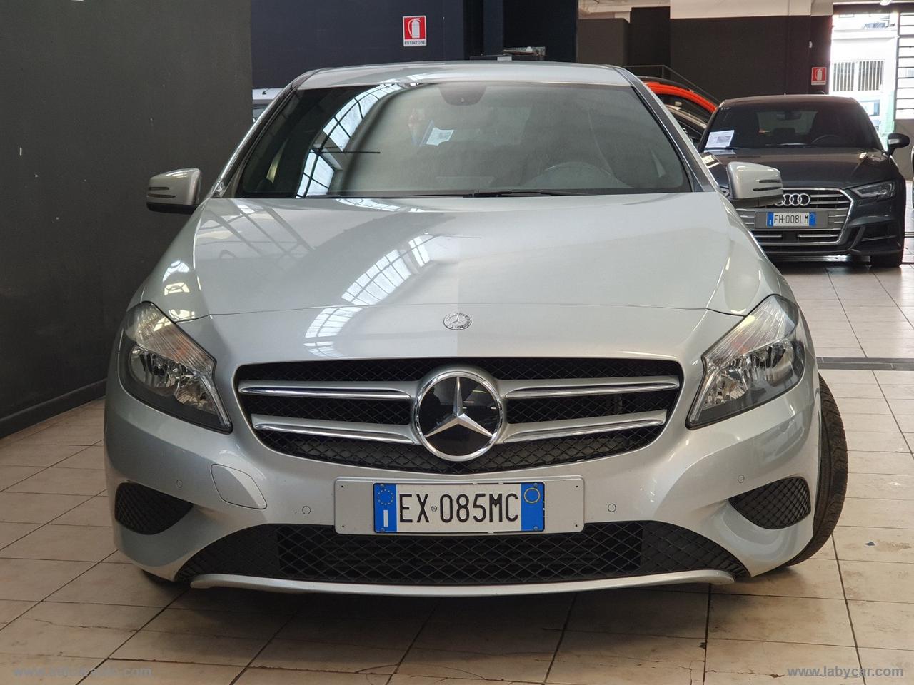 MERCEDES-BENZ A 180 Executive