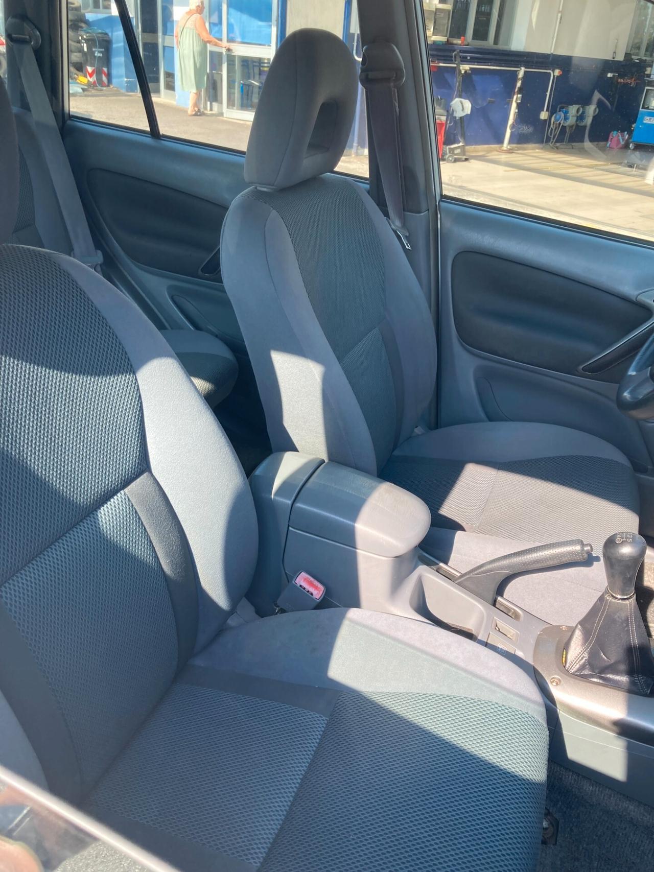 Toyota RAV 4 RAV4 2.0 Tdi D-4D cat 5 porte