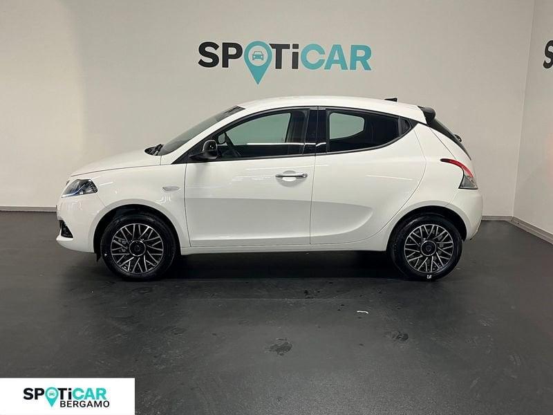 Lancia Ypsilon 1.0 FireFly 5 porte S&S Hybrid Platino - Km0