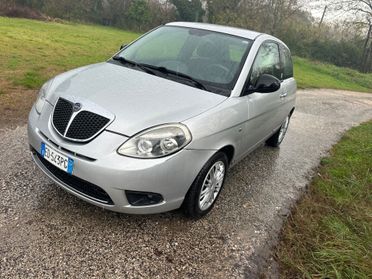 Lancia Ypsilon 1.3 MJT 75