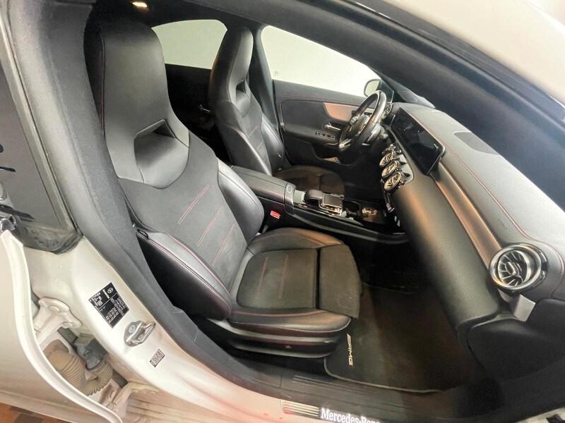 MERCEDES CLA Coupé (C118) CLA 220 d Automat...