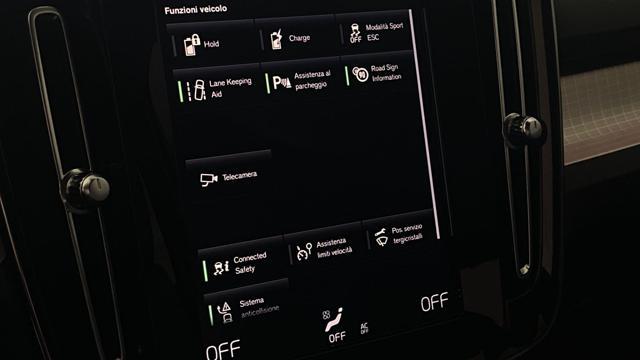 VOLVO XC40 T4 Recharge Plug-in Hybrid automatico Inscription