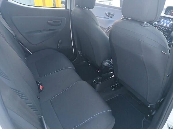 LANCIA YPSILON 1.0 FireFly S&S 69 CV HYBRID GOLD PLUS