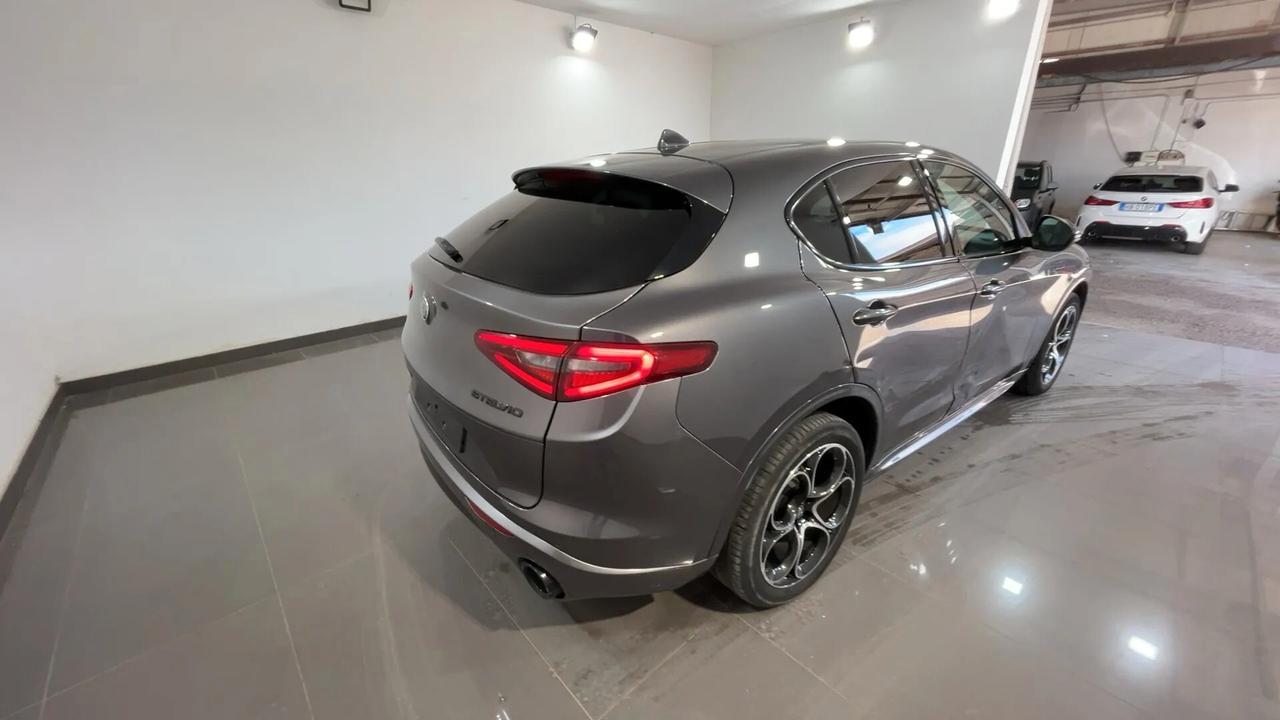 Alfa Romeo Stelvio 2.2 Turbodiesel 210 CV AT8 Q4 Veloce