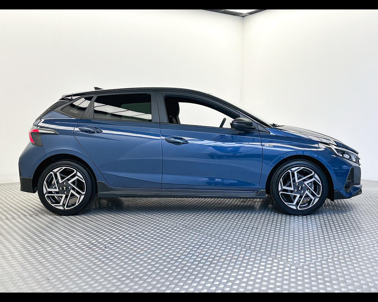 HYUNDAI I20 PE MY25 1.0T MT NLINE CARBON
