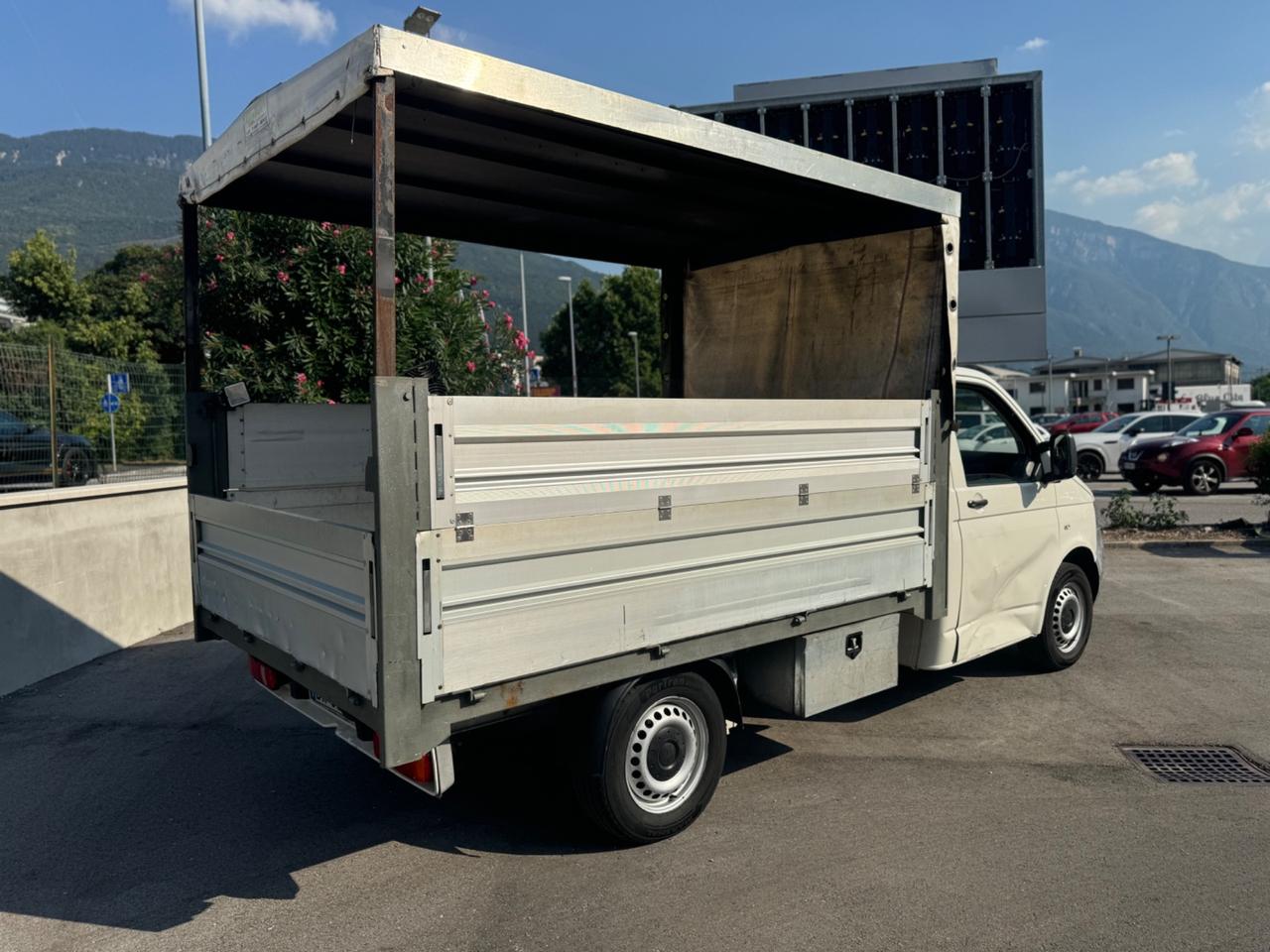 VOLKSWAGEN T5 2.5 TDI CASSONATO E CENTINA