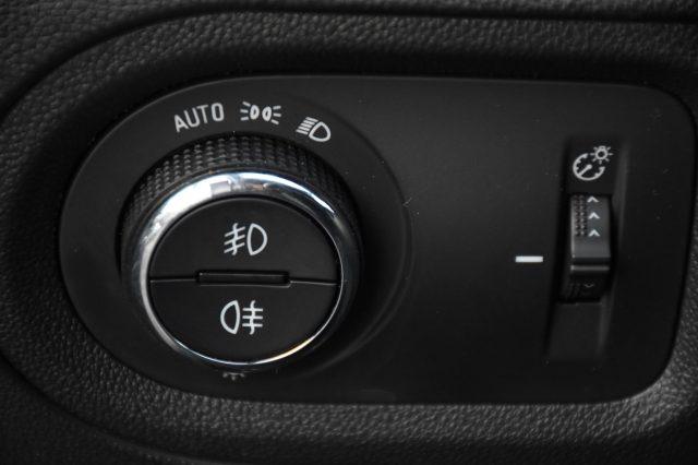 OPEL Grandland 1.5 diesel Ecotec aut. Business Elegance