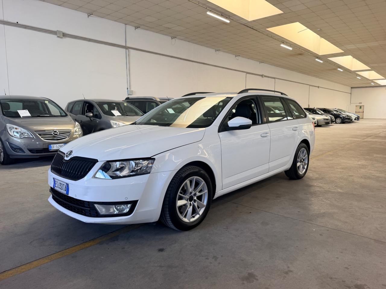 Skoda Octavia 1.6 TDI CR 105 CV DSG Wagon Executive