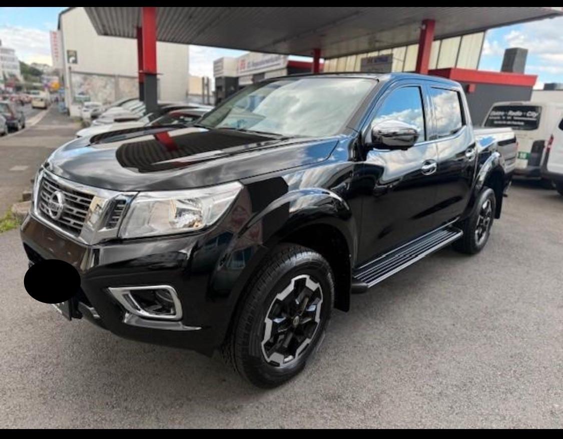 Nissan Navara 2.3 dCi 190 CV 7AT 4WD Double Cab N-Connecta