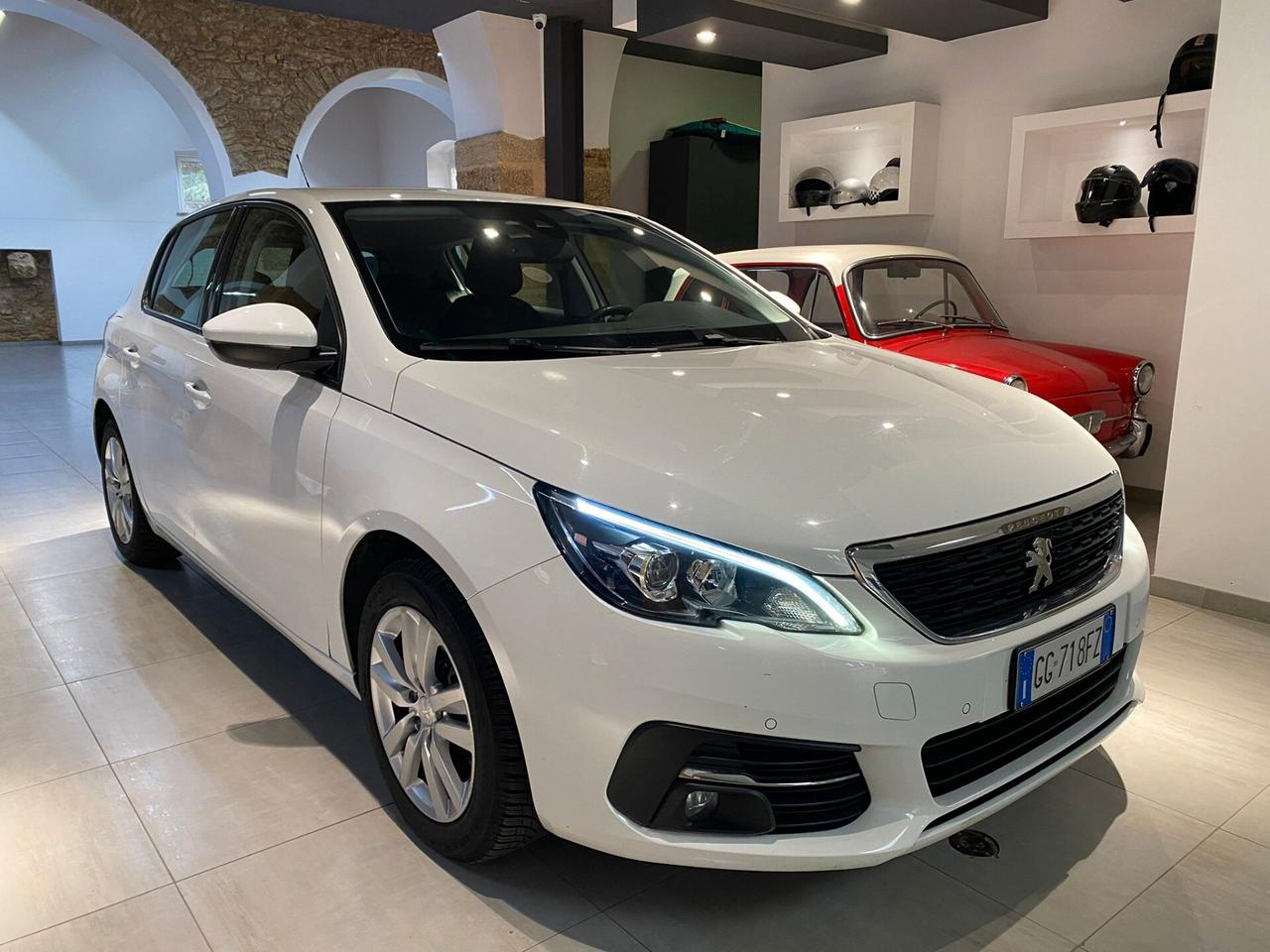 Peugeot 308 BlueHDi 130 S&S EAT8 Active Business