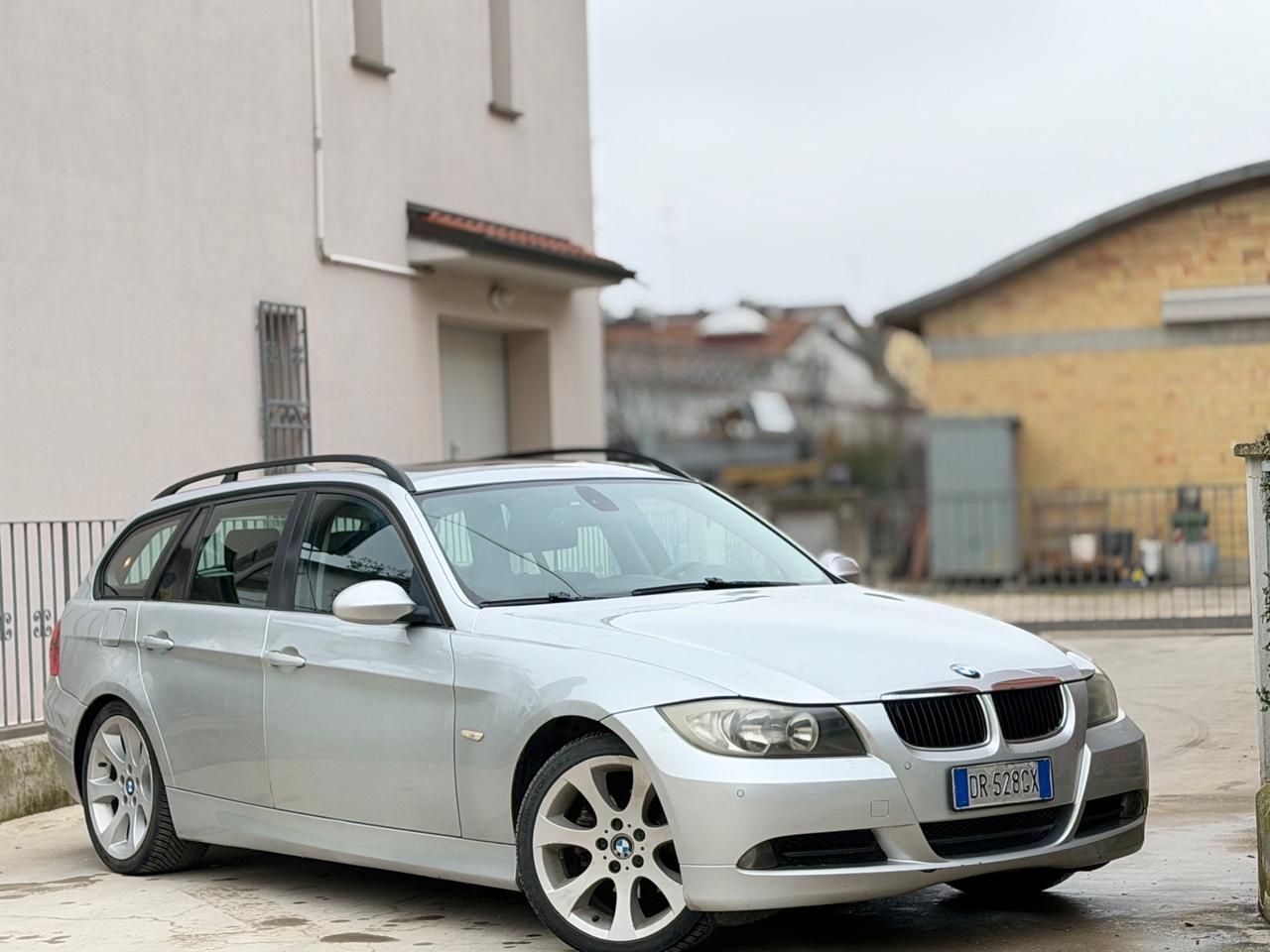 Bmw 318 i cat Touring MSport