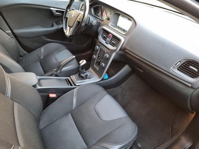 VOLVO V40 D2 1.6 Business Edition