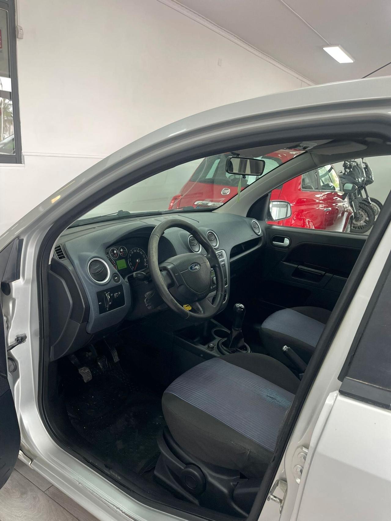 Ford Fusion 1.4 TDCi 5p. Collection