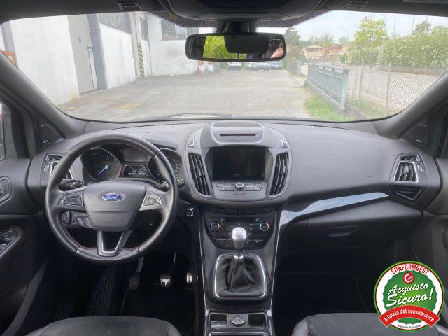 FORD Kuga 1.5 TDCI 120CV S&S 2WD Powershift ST-Line Business