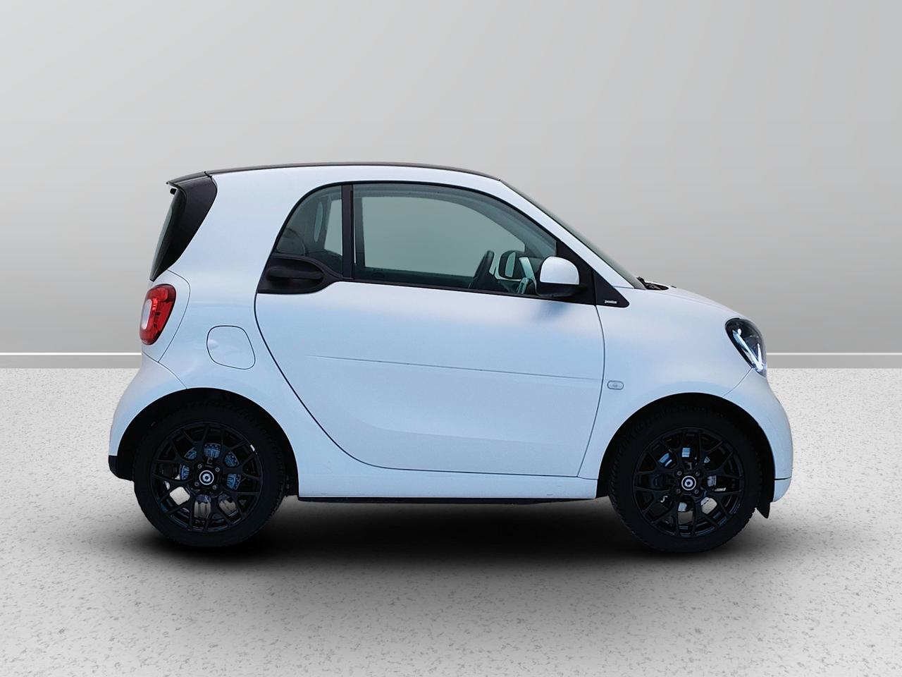 SMART Fortwo III 2015 - Fortwo 1.0 Urban (sport edition1) 71cv twinamic