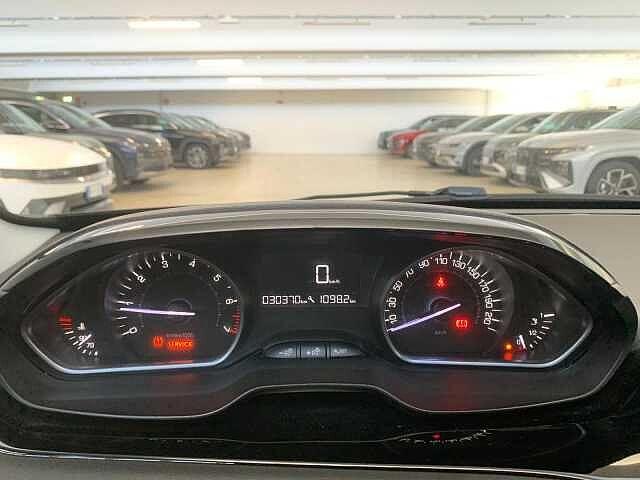 Peugeot 208 PureTech 82 5 porte Allure