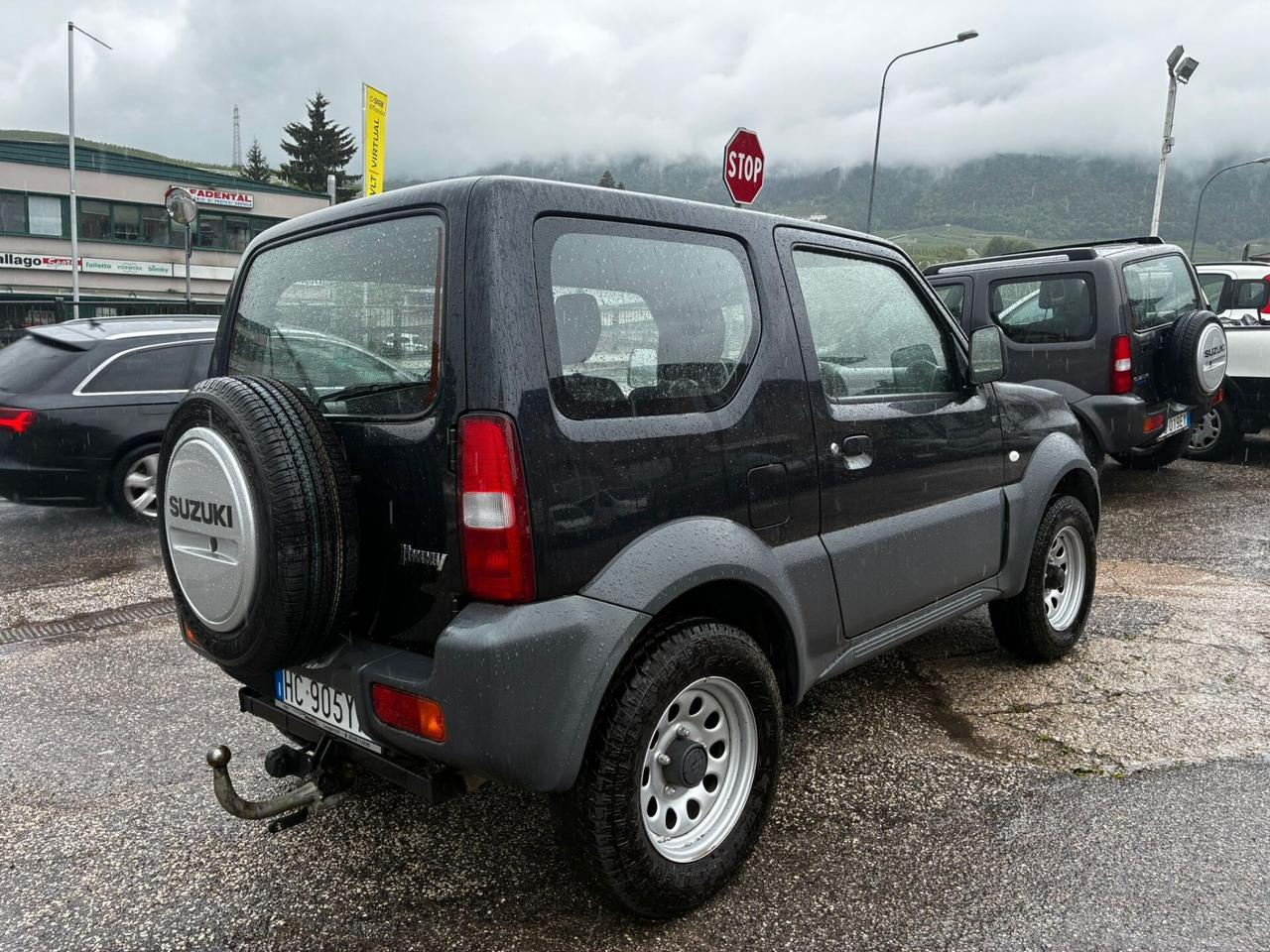 SUZUKI JIMNY 4WD 1.3i 85CV - GANCIO TRAINO