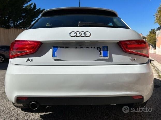 Audi A1 SPB 1.6 TDI Ambition ideale per neo patent