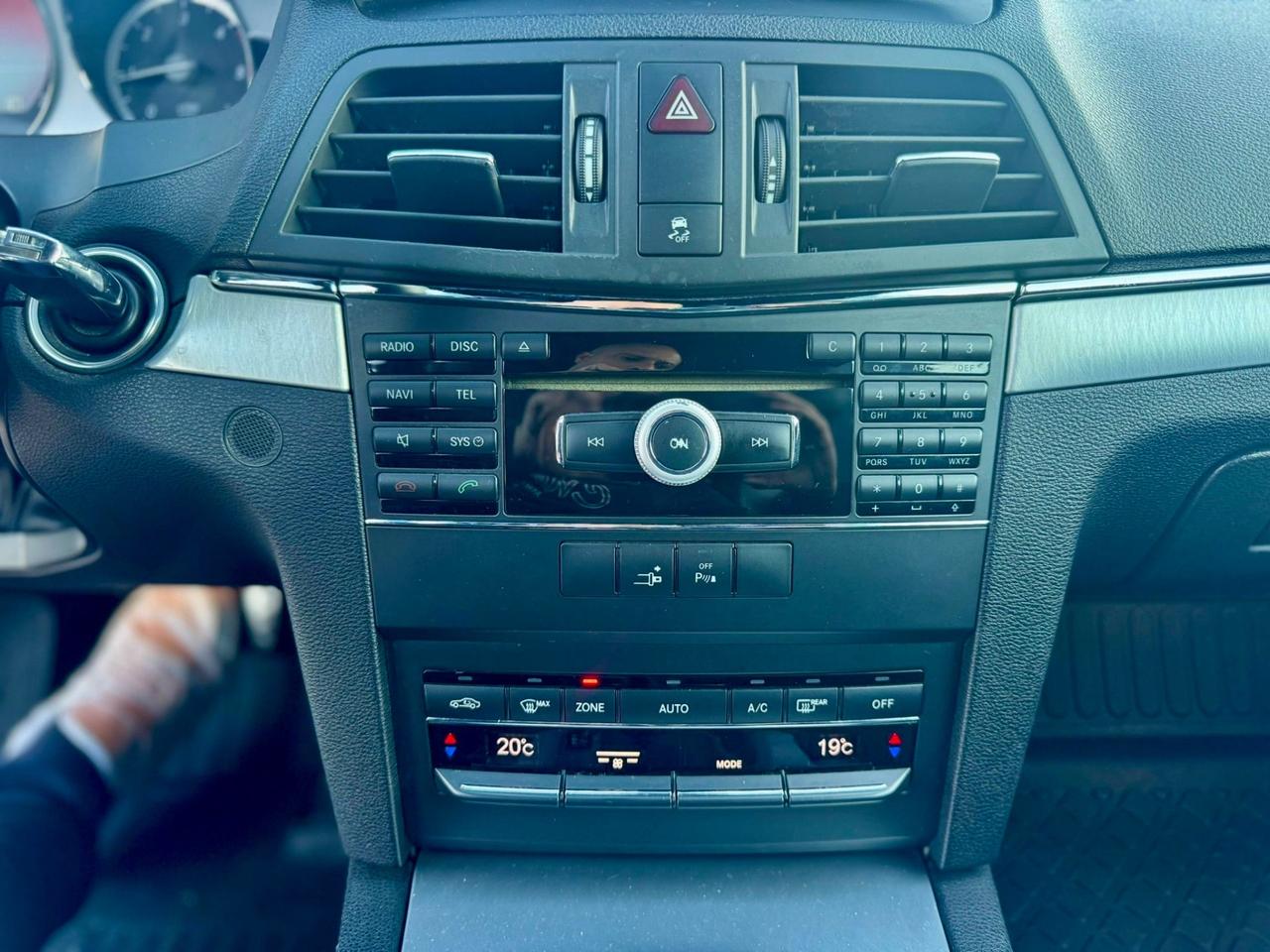 Mercedes-benz E 220 CDI Coupé BlueEFFICIENCY Avantgarde Automatica