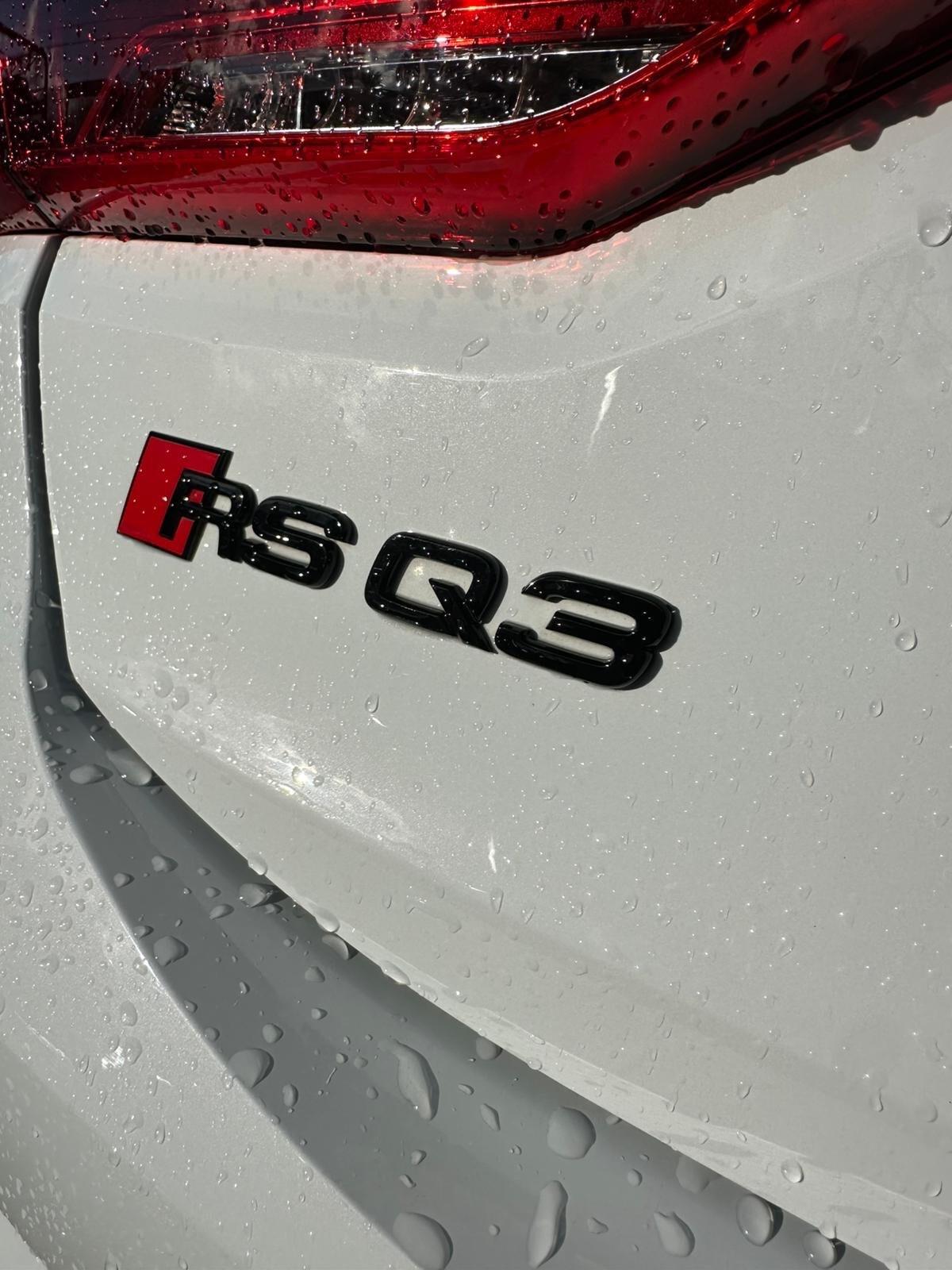 Audi RSQ3 SPB quattro