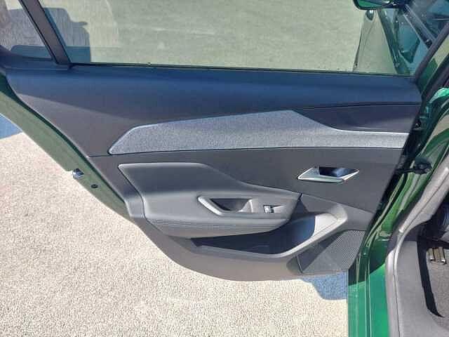 Peugeot 308 Hybrid 145 e-DCS6 Allure KM0