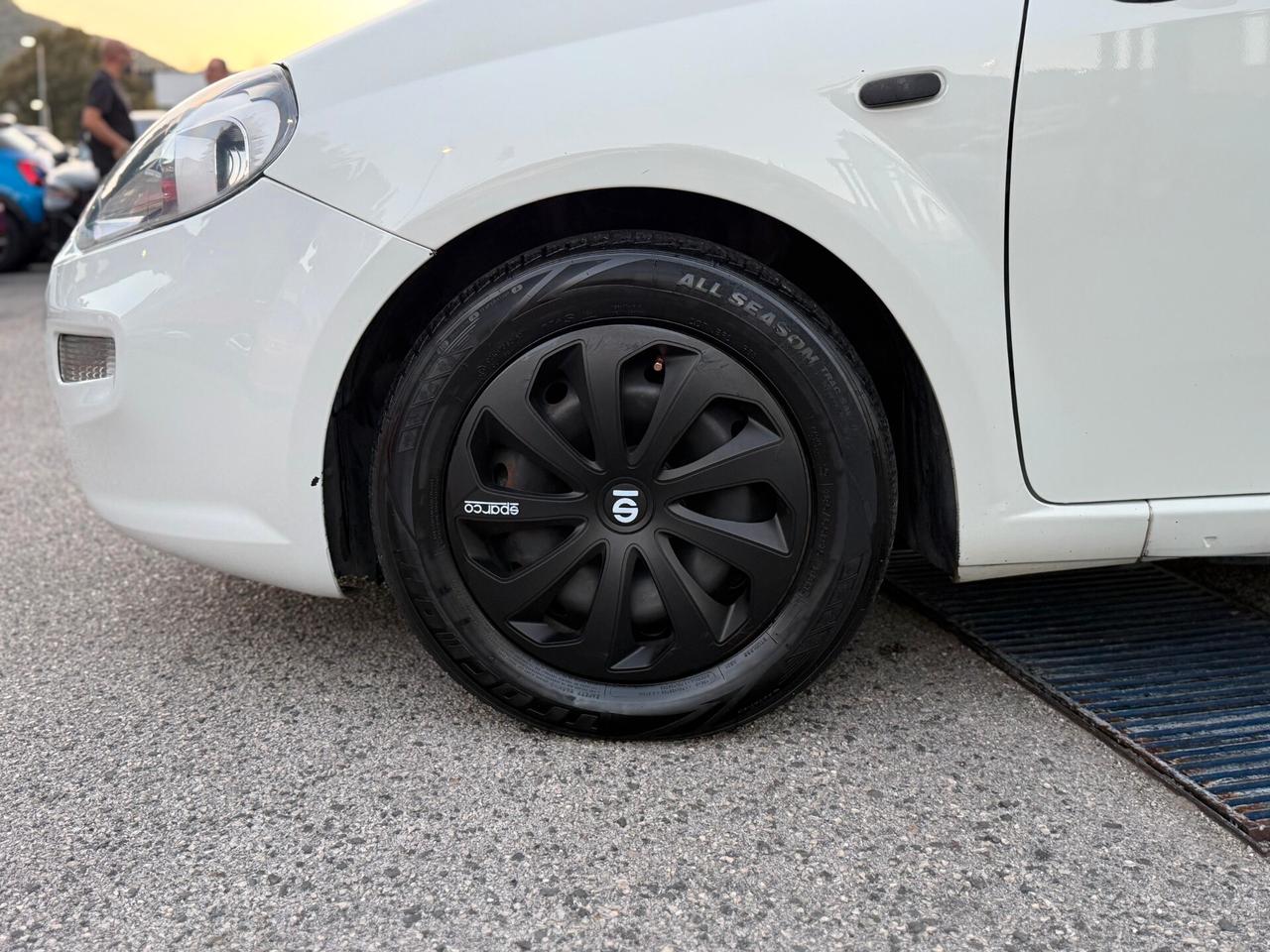 Fiat Punto 1.3 MJT II S&S 95 CV 5 porte Street