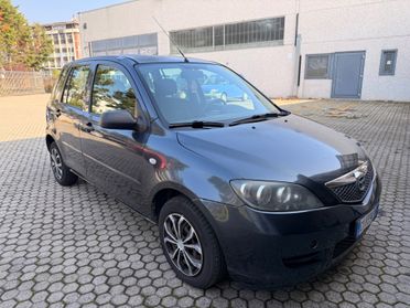 Mazda 2 1.2 Sony