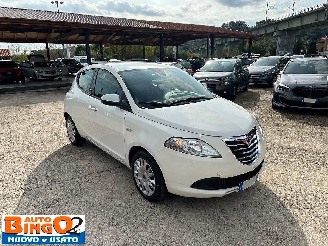 Lancia Ypsilon 1.3 MJT 16V 95 CV 5 porte S&S Silver