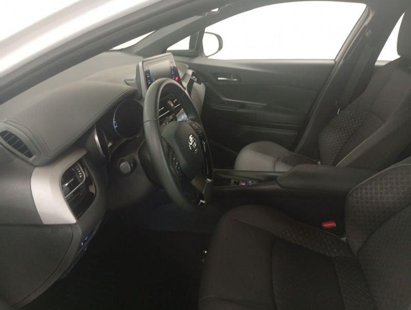 Toyota C-HR C-HR 1.8 Hybrid E-CVT Active