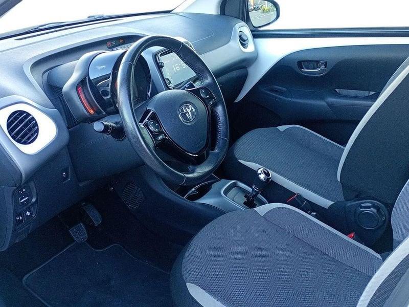 Toyota Aygo 5 Porte 1.0 VVT-i 72cv x-play M-MT