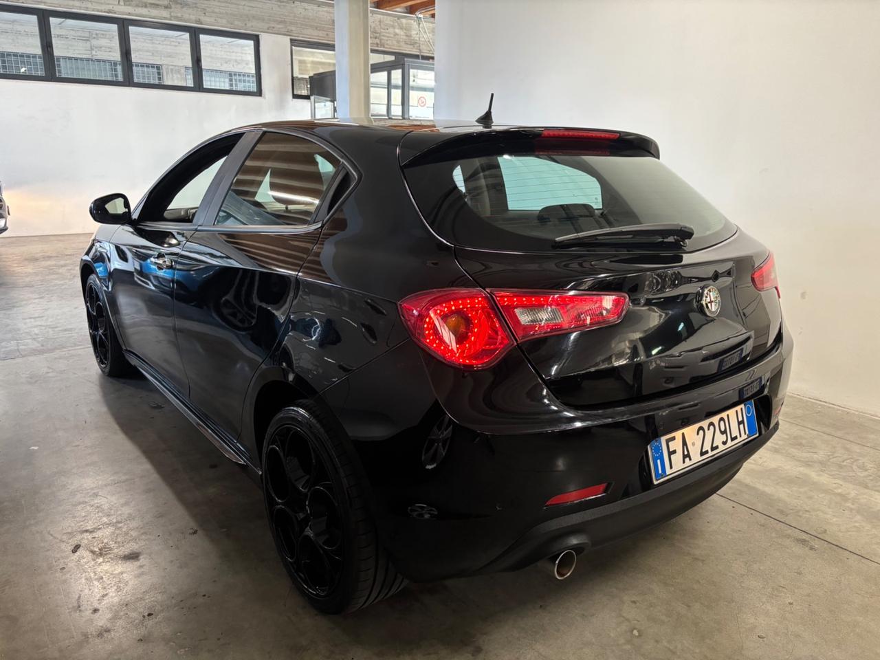 Alfa Romeo Giulietta 1.6 JTDm-2 |OK NEOPATENTATI |