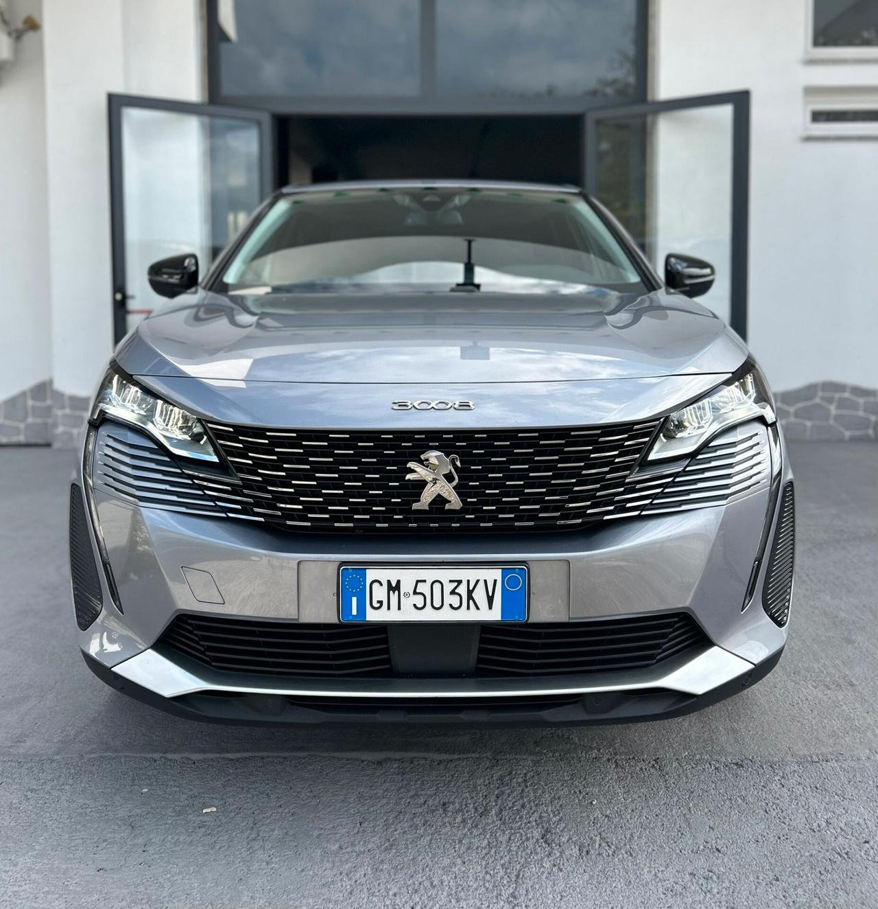 Peugeot 3008 BlueHDi 130 S&S EAT8 Allure