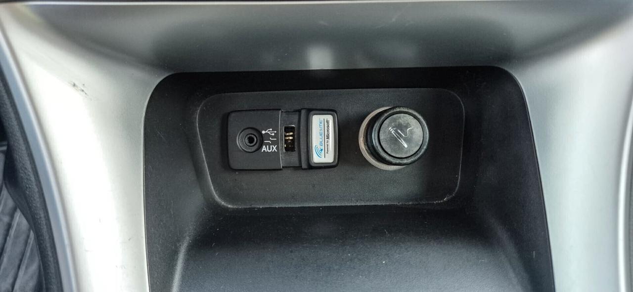 Lancia Delta 1.4 T-Jet 120CV EcochicGPL- 11/2013