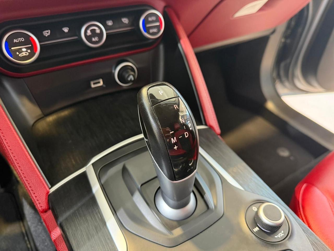 Alfa Romeo Stelvio 2.2 Turbodiesel 190 CV AT8 Q4 B-Tech