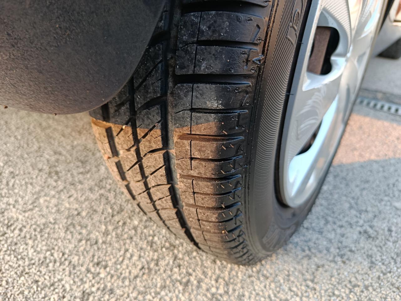 Peugeot 108 VTi 68 5 porte Active TOP!