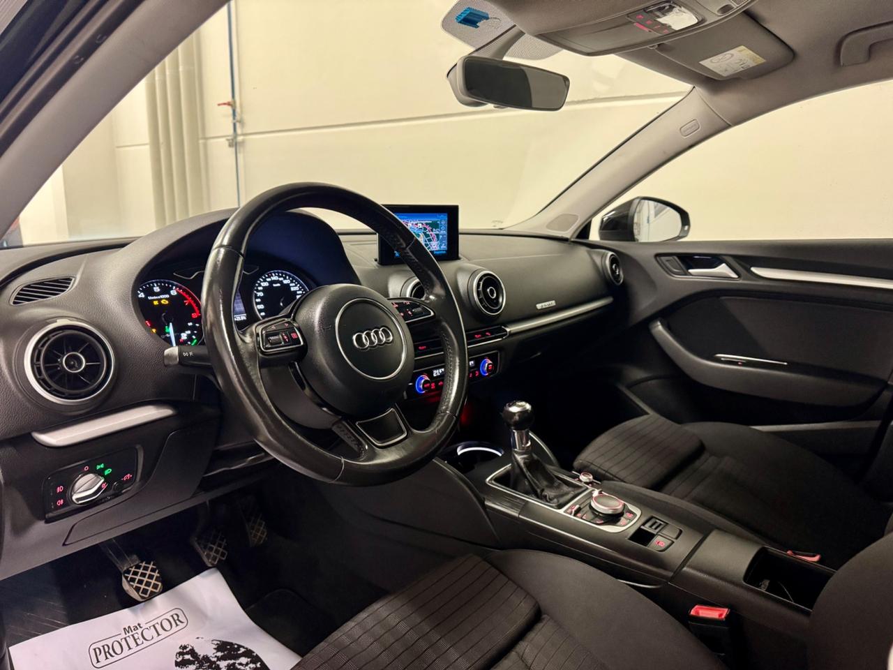 Audi A3 SPB 1.4 TFSI - SPORT - SOLO 120.000 KM