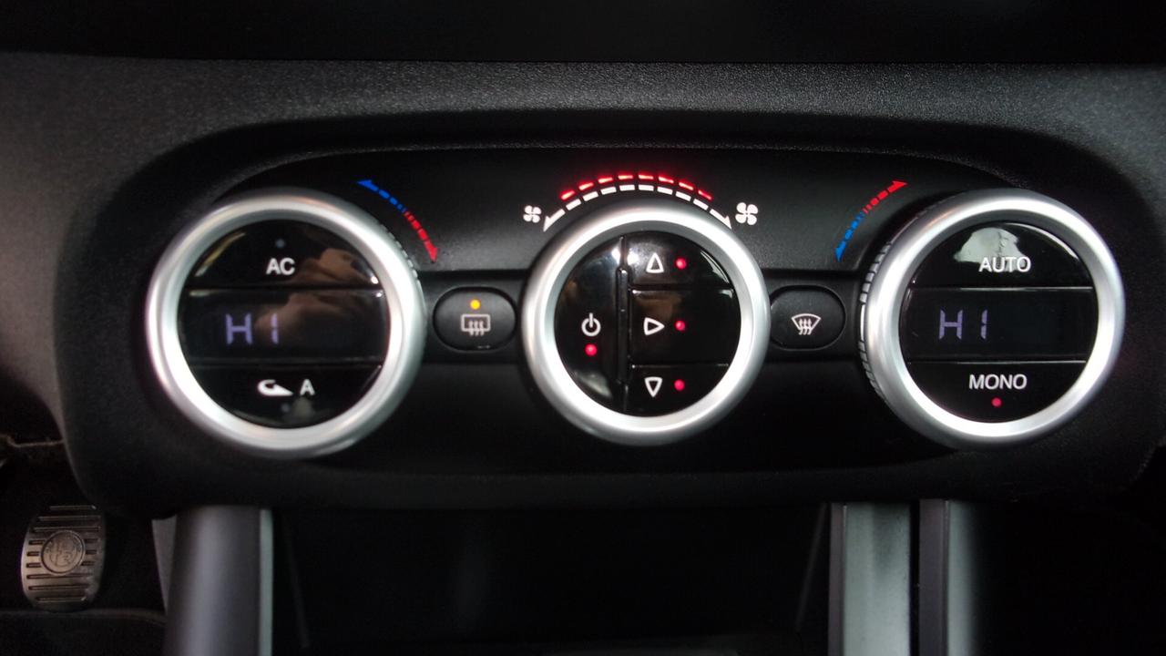 Alfa Romeo Giulietta 1.4 Turbo 120 CV GPL Super