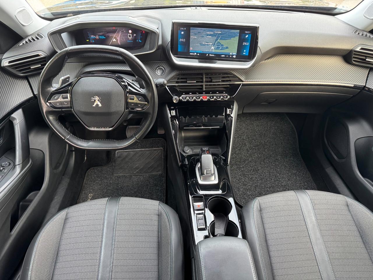 Peugeot 2008 BlueHDi 130 S&S EAT8 Allure Pack 2021