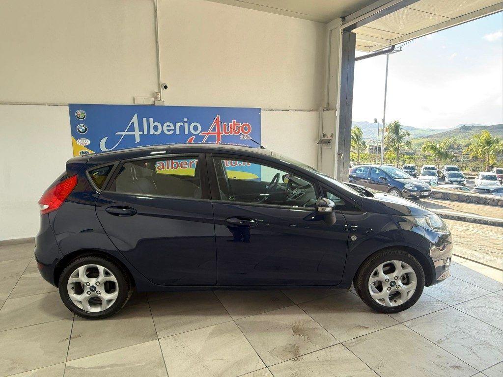 Ford Fiesta 1.4 TDCi 70CV 5 porte Titanium