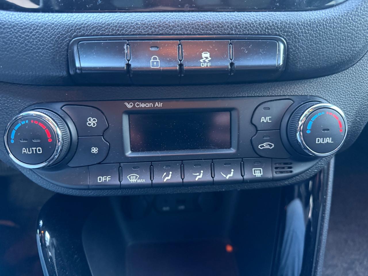 Kia Ceed - 1.6 CRDi 128 CV aut. SW Platinum