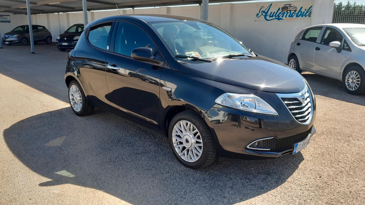 Lancia Ypsilon 1.2 69 CV 5 porte GPL Ecochic Elefantino