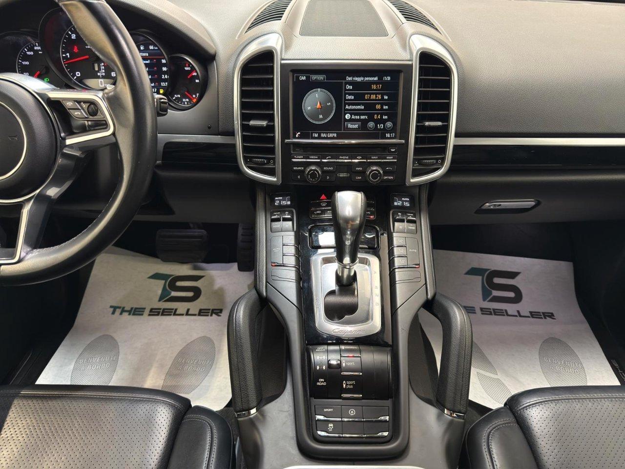 Porsche Cayenne 3.0 tiptronic*FORMULA S*EURO6B*