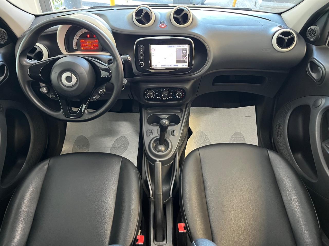 Smart ForFour 70 1.0 Prime pelle/navigatore/led!!