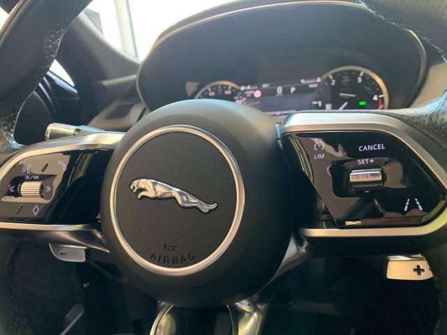Jaguar E-Pace E-Pace 2.0d i4 mhev R-Dynamic Black awd 163cv auto