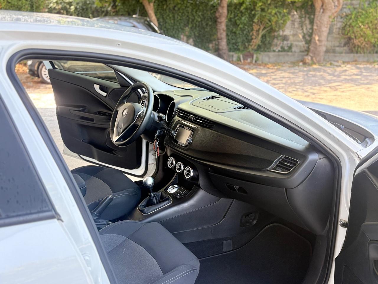 Alfa Romeo Giulietta 1.6 JTDm 120 CV