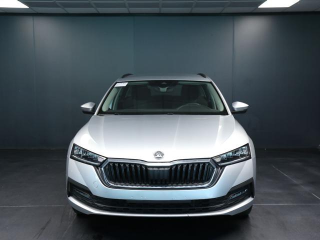 SKODA Octavia 2.0 TDI 116CV DSG Wagon Executive